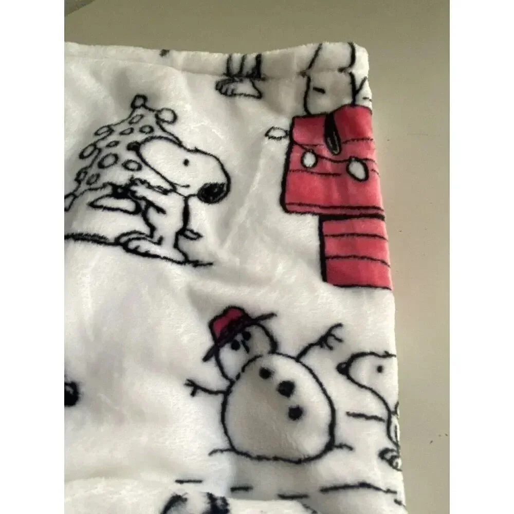 Peanuts Snoopy Pink Winter Holiday Throw‎ Blanket Christmas Snowman 50 x 70” NEW